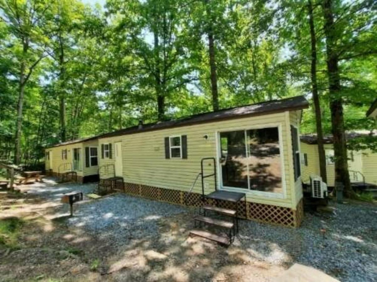 The Vintage Rv'S At Wilderness Presidential Camp Resort By Tripforth Spotsylvania Exteriér fotografie